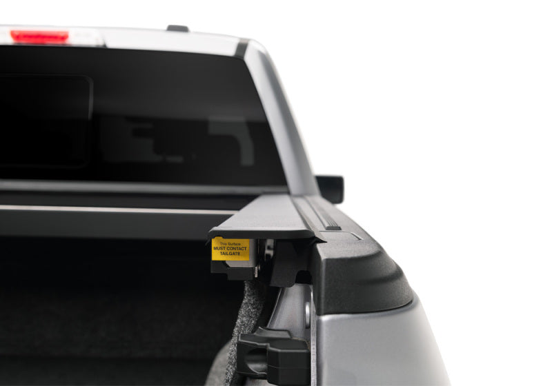 Load image into Gallery viewer, Roll-N-Lock 15-18 Ford F-150 SB 77-3/8in A-Series Retractable Tonneau Cover
