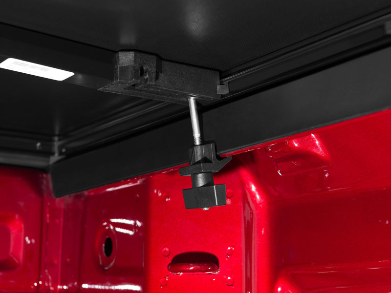 Load image into Gallery viewer, Tonno Pro 07-13 Chevy Silverado 1500 8ft Fleetside Tonno Fold Tri-Fold Tonneau Cover
