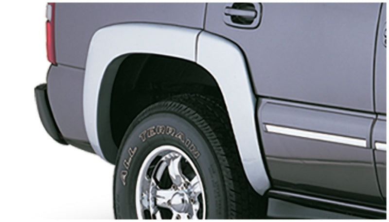 Load image into Gallery viewer, Bushwacker 00-06 Chevy Tahoe OE Style Flares 4pc 4-Door - Black
