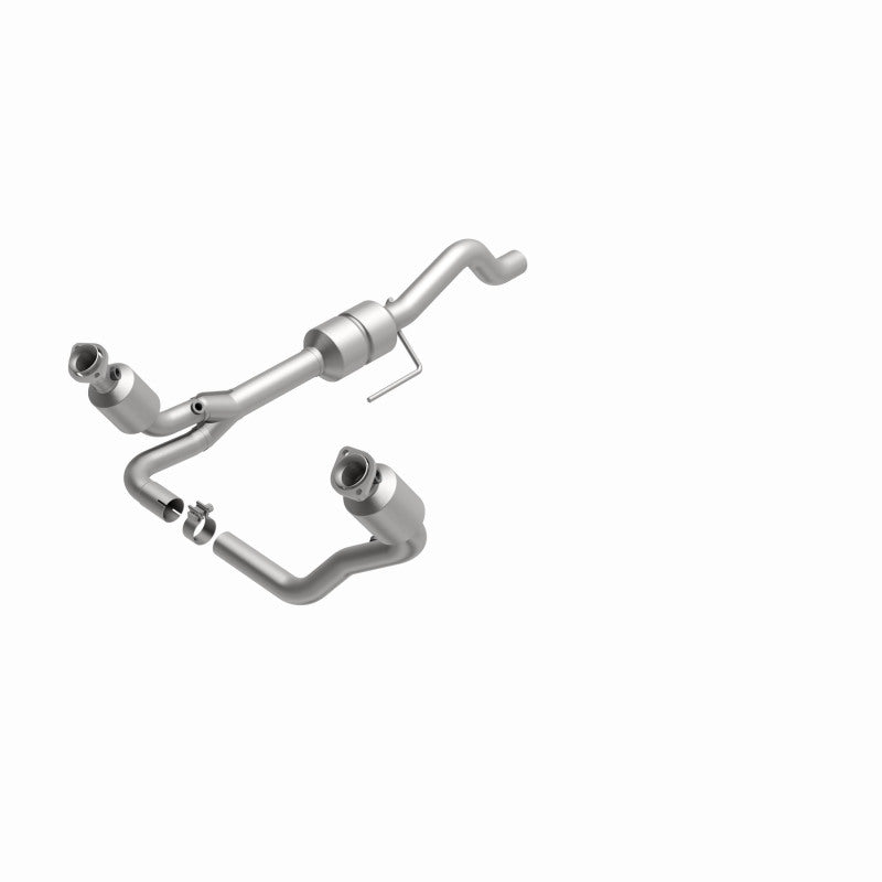 Load image into Gallery viewer, MagnaFlow Conv DF 00-03 Durango 4WD 4.7L
