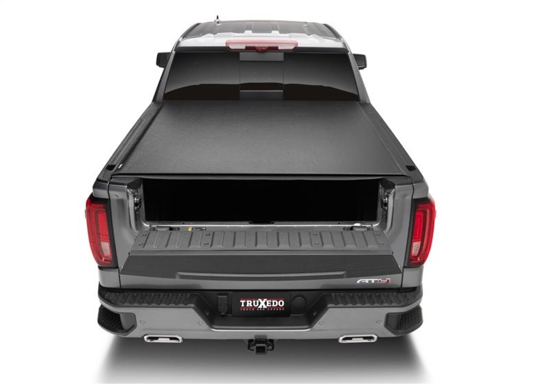 Load image into Gallery viewer, Truxedo 19-20 GMC Sierra &amp; Chevrolet Silverado 1500 (New Body) 8ft Lo Pro Bed Cover
