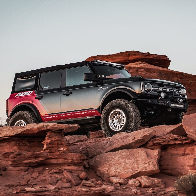 Load image into Gallery viewer, Rigid Industries Revolve 50in Bar w/Amber Trim Ring
