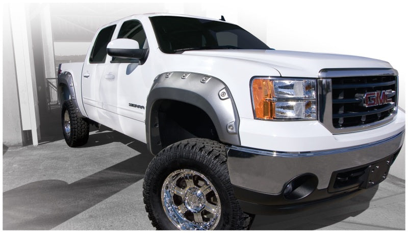 Load image into Gallery viewer, Bushwacker 07-13 GMC Sierra 1500 Boss Pocket Style Flares 2pc - Black
