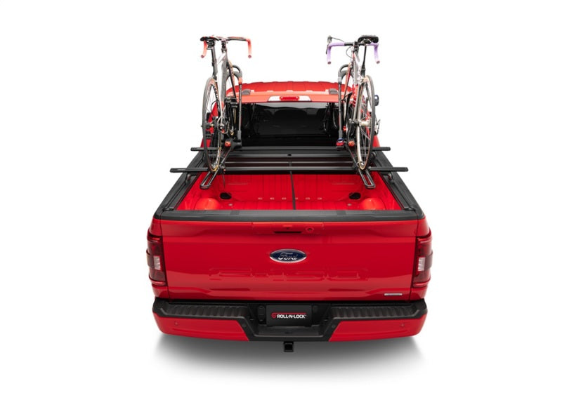 Load image into Gallery viewer, Roll-N-Lock 14-18 Chevrolet Silverado 1500 (69.3in. Bed) A-Series XT Retractable Tonneau Cover
