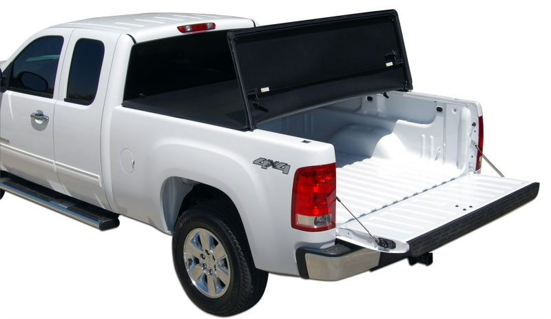 Load image into Gallery viewer, Tonno Pro 07-13 Chevy Silverado 1500 8ft Fleetside Tonno Fold Tri-Fold Tonneau Cover
