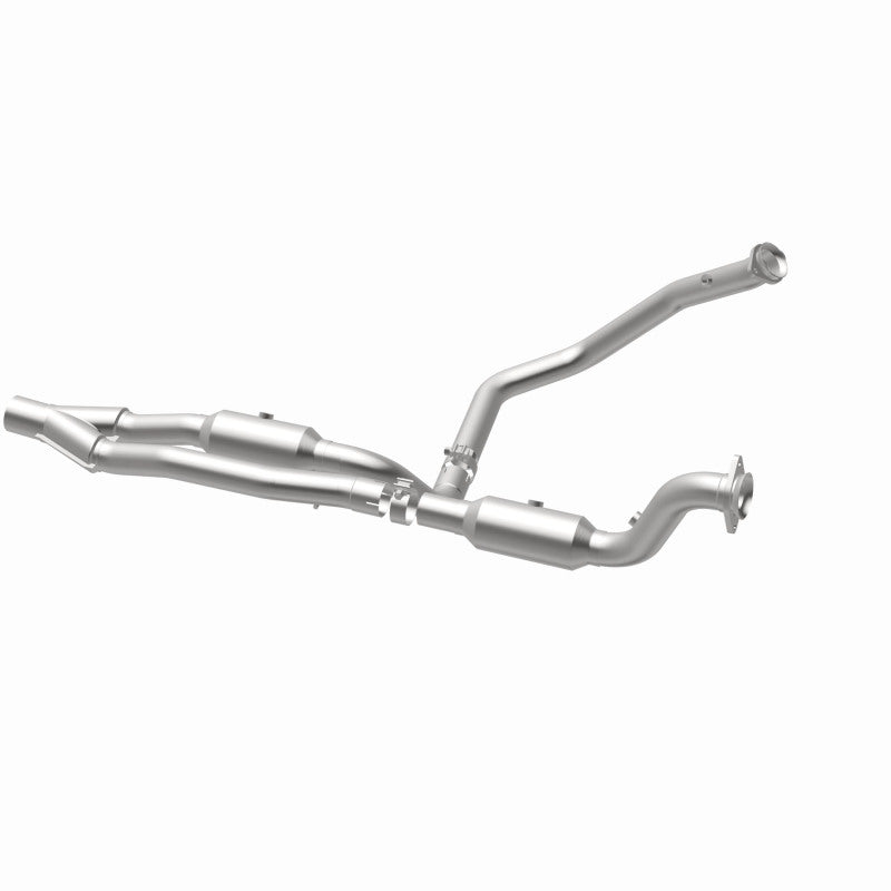 Load image into Gallery viewer, MagnaFlow 2012 Ram 1500 Tradesman HD V8 5.7L OEM Underbody Direct-Fit Catalytic Converter
