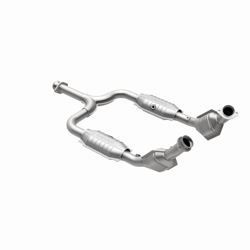 Load image into Gallery viewer, Magnaflow Conv DF 01-04 Ford Mustang 3.8L CA
