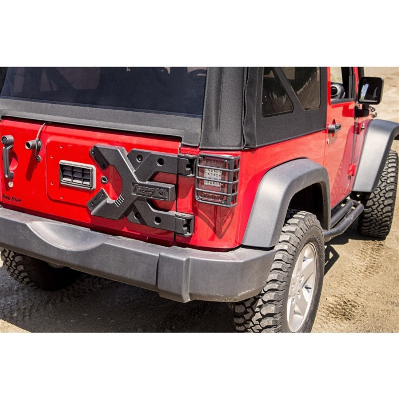 Load image into Gallery viewer, Rugged Ridge Spartacus HD Tire Carrier Hinge Casting 07-18 Jeep Wrangler JK
