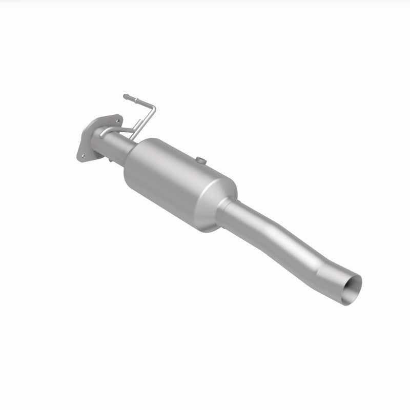 Load image into Gallery viewer, MagnaFlow 18-19 Ford F-450 Super Duty V10 6.8L Underbody Direct Fit Catalytic Converter
