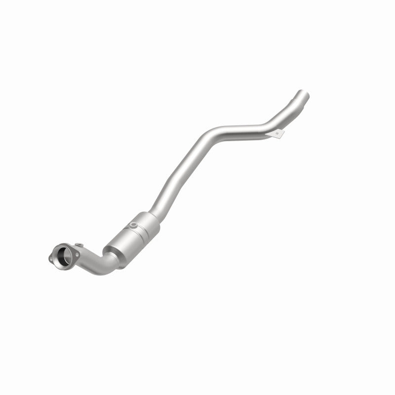 Load image into Gallery viewer, MagnaFlow 11-14 Chrysler 300 / Dodge Challenger/Charger 3.6L Direct Fit Catalytic Converter
