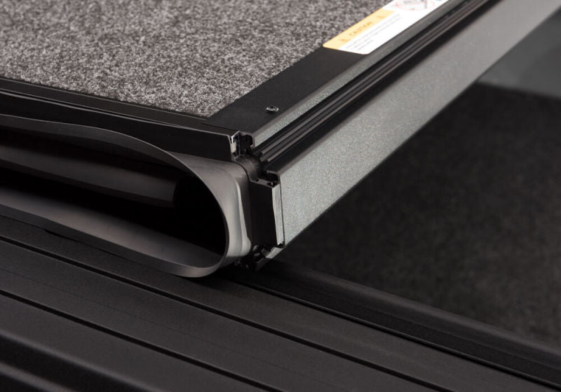 Load image into Gallery viewer, UnderCover 2015+ Ford F-150 8ft Ultra Flex Bed Cover
