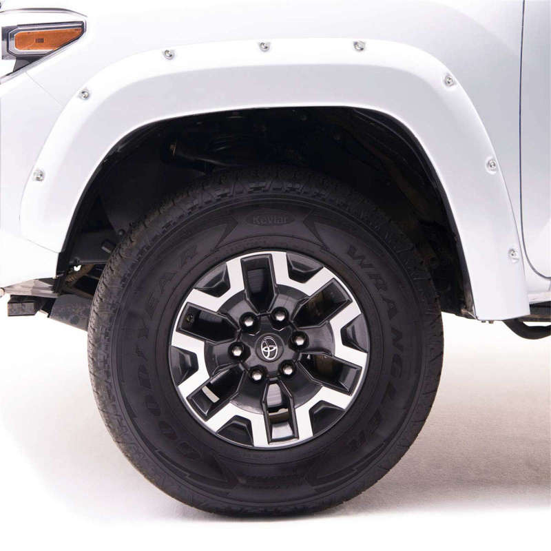 Load image into Gallery viewer, EGR 09+ Dodge Ram LD Bolt-On Look Color Match Fender Flares - Set - Bright White
