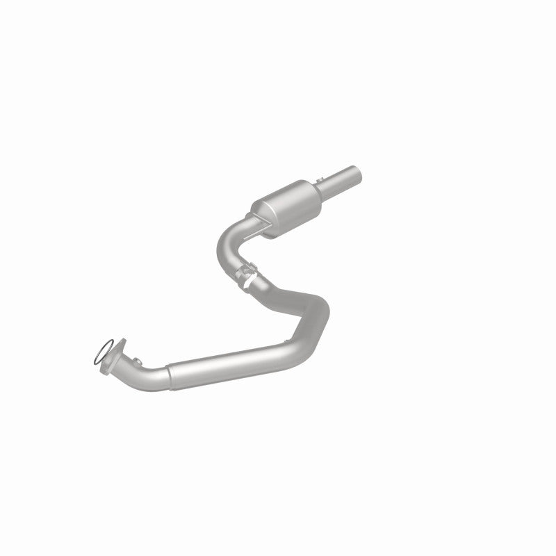 Load image into Gallery viewer, MagnaFlow 2009 Chevrolet Express 4500 V8 6.0L Left Underbody Catalytic Converter
