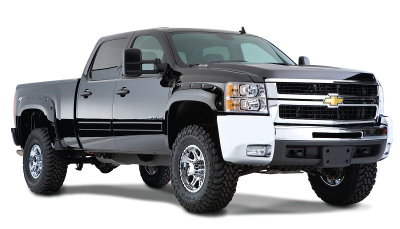 Load image into Gallery viewer, Bushwacker 07-13 Chevy Silverado 1500 Fleetside Cutout Style Flares 4pc 69.3in Bed - Black
