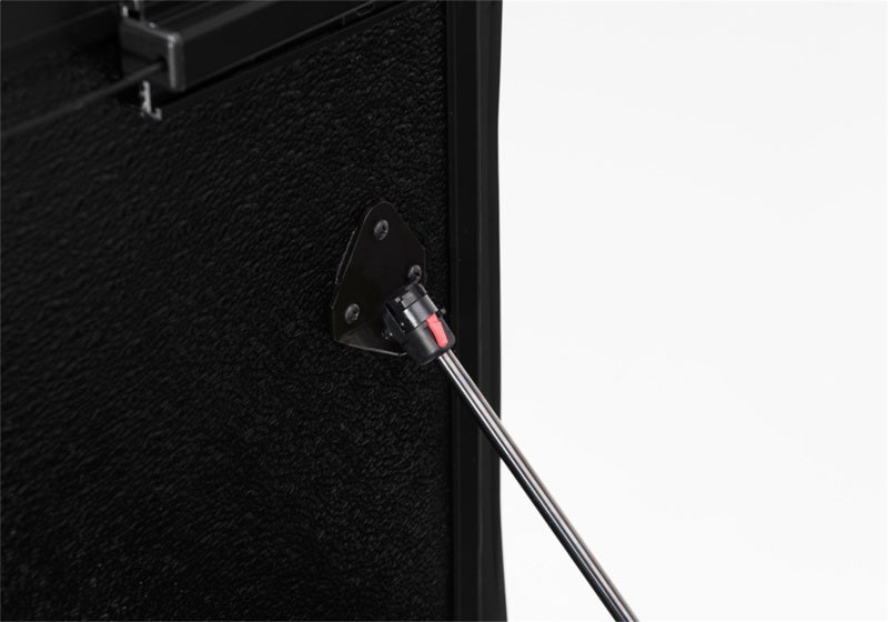 Load image into Gallery viewer, UnderCover 16-18 Toyota Tacoma 5ft Flex Bed Cover
