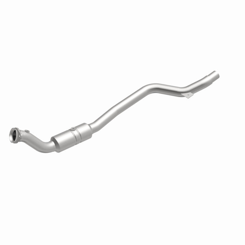 Load image into Gallery viewer, MagnaFlow 11-14 Chrysler 300 / Dodge Challenger/Charger 3.6L Direct Fit Catalytic Converter
