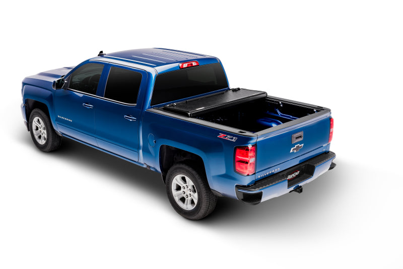 Load image into Gallery viewer, UnderCover 07-13 Chevy Silverado 1500 / 07-04 Silverado 2500 HD 6.5ft Flex Bed Cover
