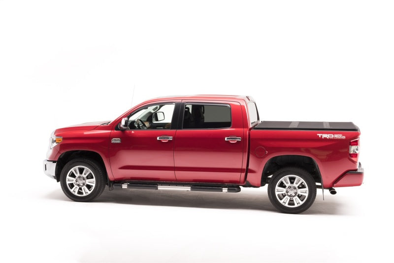 Load image into Gallery viewer, Extang 14-16 Toyota Tundra (6.5ft) (Works w/o Rail System) Solid Fold 2.0
