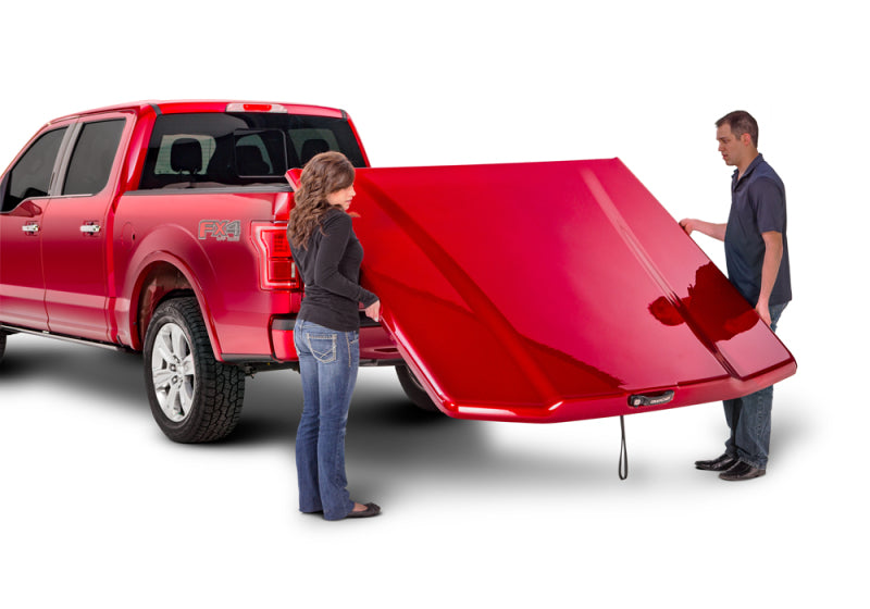 Load image into Gallery viewer, UnderCover 15-20 Chevy Colorado/GMC Canyon 6ft Elite LX Bed Cover - Silver Ice
