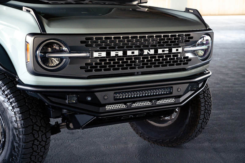 Load image into Gallery viewer, DV8 Offroad 21-22 Ford Bronco Competition Series Front Bumper
