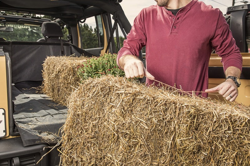Load image into Gallery viewer, Rugged Ridge C3 Cargo Cover W/O Subwoofer 07-18 Jeep Wrangler JKU 4 Door
