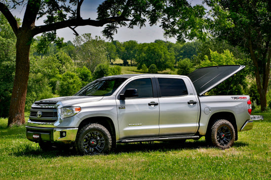 UnderCover 07-13 Toyota Tundra 6.5ft SE Bed Cover - Black Textured