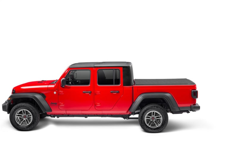 Load image into Gallery viewer, Truxedo 2020 Jeep Gladiator 5ft Sentry Bed Cover
