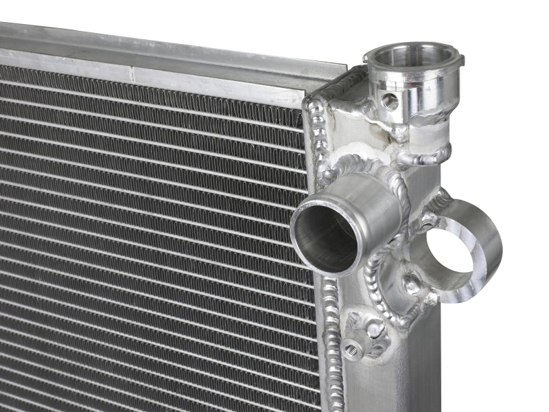 Load image into Gallery viewer, aFe BladeRunner Street Series Tube &amp; Fin Aluminum Radiator 05-15 Toyota Tacoma L4 2.7L/V6 4.0L

