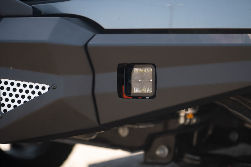 Load image into Gallery viewer, DV8 Offroad 3in Cube LED Light 40W Pod Light 5W LED
