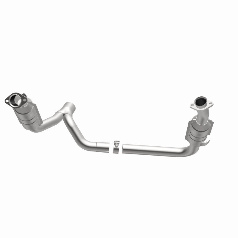 Load image into Gallery viewer, MagnaFlow Conv DF 2006 Dodge RAM 1500 Pickup 5.7L Solid Front Axle
