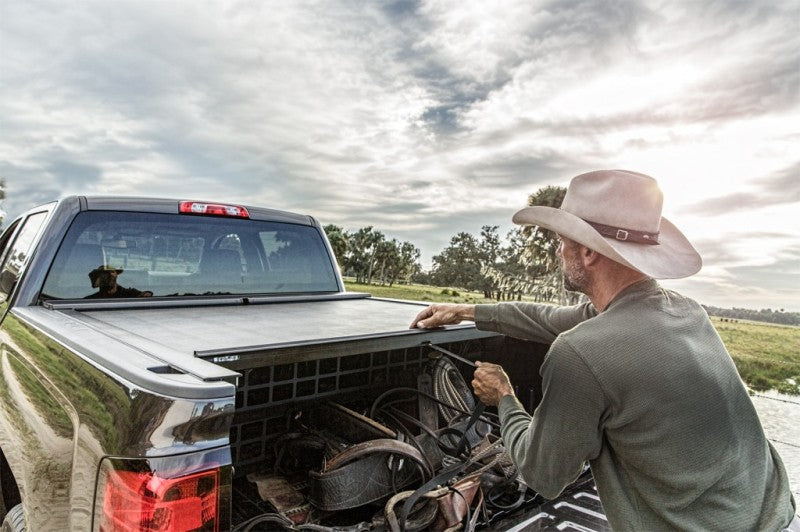 Load image into Gallery viewer, Roll-N-Lock 14-18 Chevy Silverado/Sierra 1500 XSB 68in Cargo Manager
