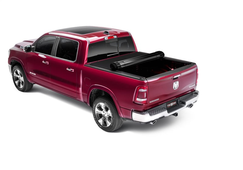 Load image into Gallery viewer, Truxedo 19-20 Ram 1500 (New Body) w/RamBox 5ft 7in Sentry CT Bed Cover
