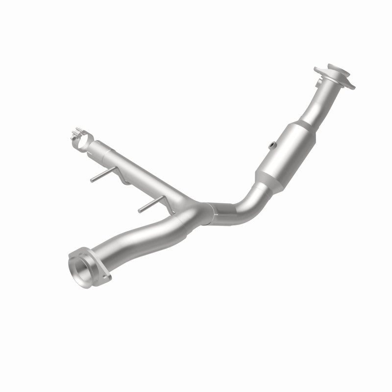 Load image into Gallery viewer, MagnaFlow Right Side Direct Fit Catalytic Converter 15-17 Ford F-150 5.0L
