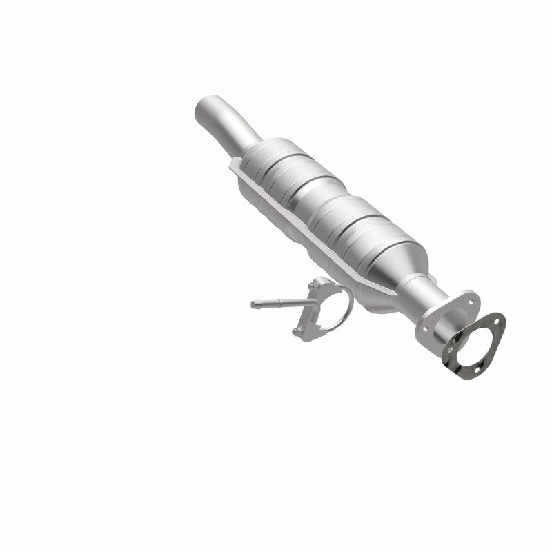 Load image into Gallery viewer, Magnaflow Conv DF 07-08 E-350 Super Duty 5.4 &amp; 6.8 L OEM Underbody
