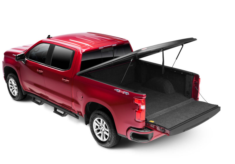 Load image into Gallery viewer, UnderCover 19-20 Chevy Silverado 1500 5.8ft SE Bed Cover - Black Textured

