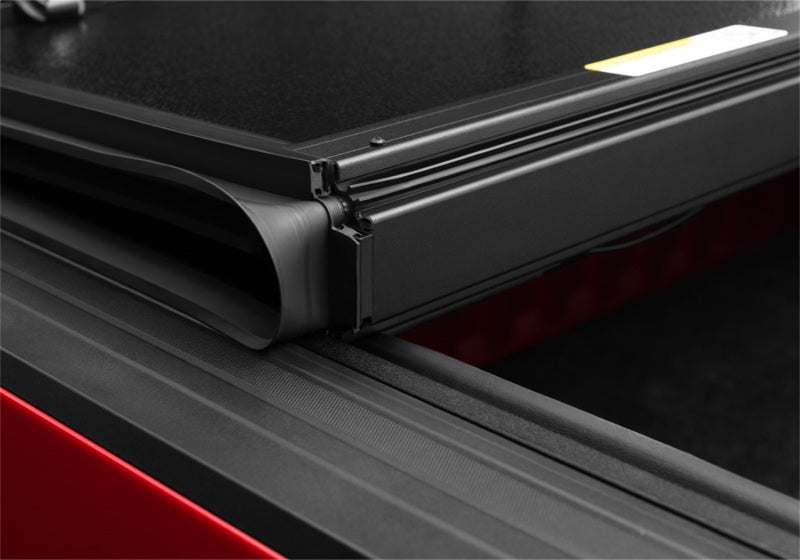 Load image into Gallery viewer, UnderCover 15-20 Chevy Colorado/GMC Canyon 6ft Armor Flex Bed Cover - Black Textured
