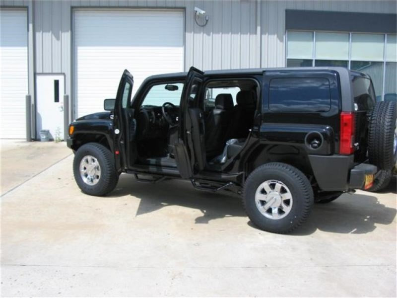 Load image into Gallery viewer, N-Fab Nerf Step 04-10 Hummer H3 SUV 4 Door - Tex. Black - W2W - 3in
