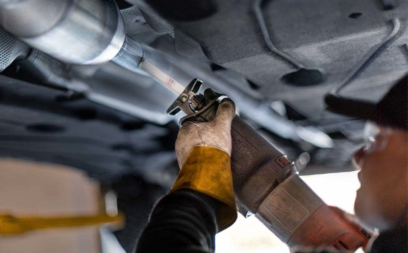 Load image into Gallery viewer, MagnaFlow Universal California Catalytic Converter - 2in ID / 2in OD / 11.375in L
