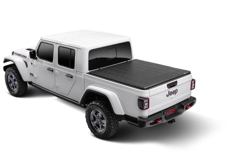 Load image into Gallery viewer, Extang 2020 Jeep Gladiator (JT) (w/wo Rail System) Trifecta 2.0
