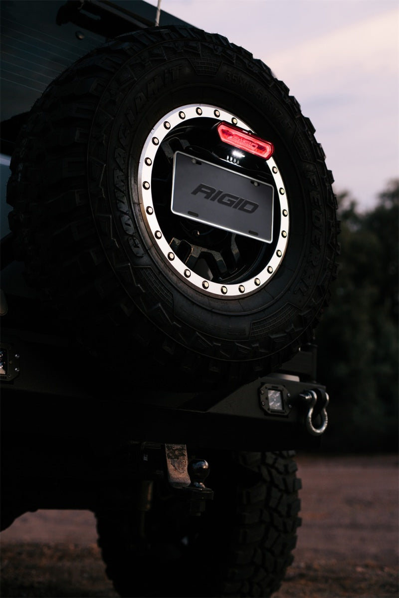 Load image into Gallery viewer, Rigid Industries Chase Tail Light Kit w/ Mounting Bracket - Red
