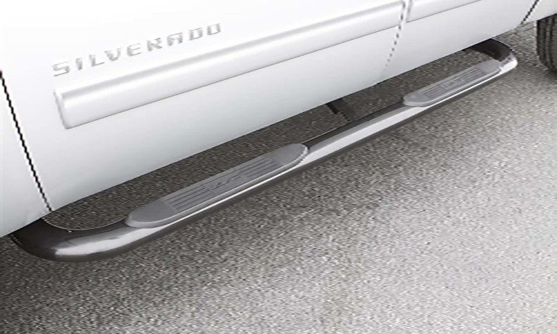 Load image into Gallery viewer, Lund 99-13 Chevy Silverado 1500 Ext. Cab (Body Mount) 4in. Oval Curved SS Nerf Bars - Polished
