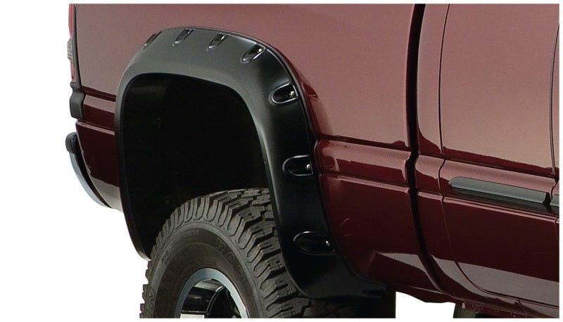 Load image into Gallery viewer, Bushwacker 02-08 Dodge Ram 1500 Fleetside Pocket Style Flares 2pc 75.9/76.3/97.9in Bed - Black
