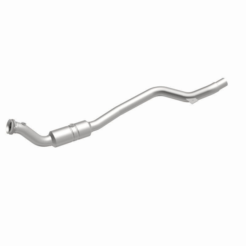 Load image into Gallery viewer, MagnaFlow 11-14 Chrysler 300 / Dodge Challenger/Charger 3.6L Direct Fit Catalytic Converter
