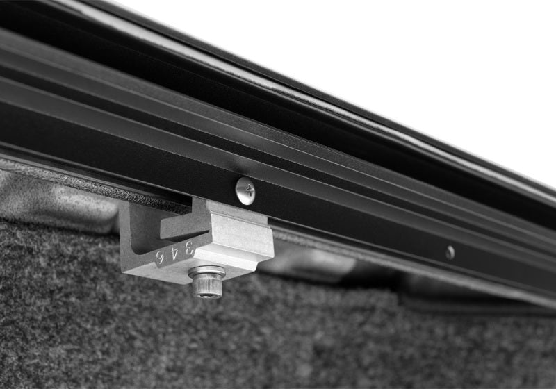 Load image into Gallery viewer, Roll-N-Lock 2019 Chevrolet Silverado 1500&amp; GMC Sierra 1500 96.5in M-Series Retractable Tonneau Cover
