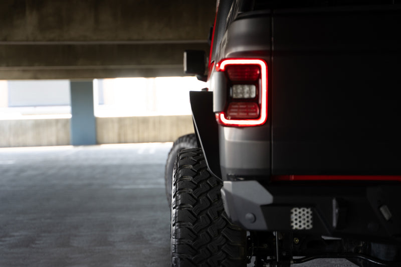 Load image into Gallery viewer, DV8 Offroad 20-23 Jeep Gladiator JT Slim Fender Flares
