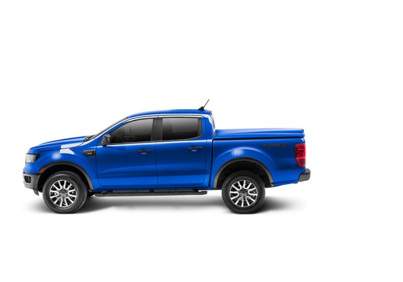 Load image into Gallery viewer, UnderCover 19-20 Ford Ranger 5ft Elite LX Bed Cover - Blue Lightning
