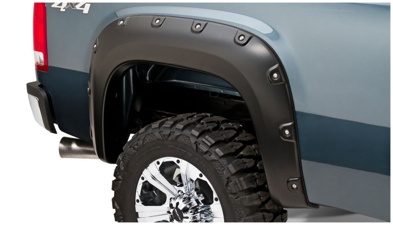 Load image into Gallery viewer, Bushwacker 07-10 GMC Sierra 3500 Fleetside Boss Pocket Style Flares 4pc Excludes Dually - Black
