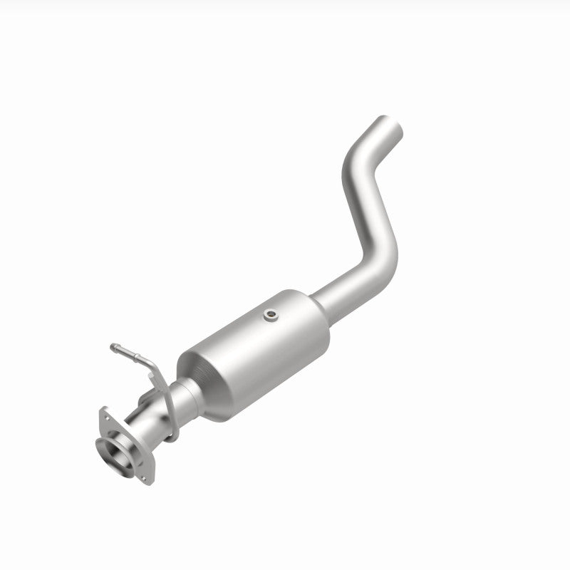 Load image into Gallery viewer, MagnaFlow 22-24 Ford F-650 V8 7.3L Underbody Direct Fit Catalytic Converter
