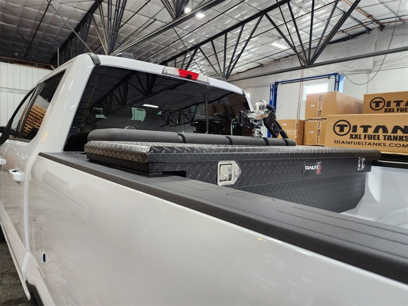 Load image into Gallery viewer, Titan Fuel Tanks Universal 90 Gallon In-Bed Transfer Tank
