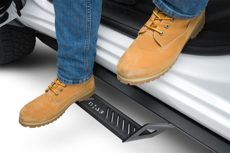 Load image into Gallery viewer, N-Fab Predator Pro 19-20 Chevy/GMC 1500 Double Cab - Cab Length - Tex. Black
